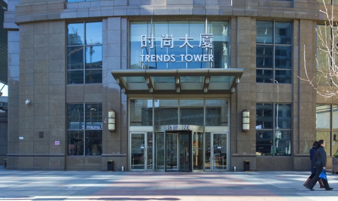 时尚大厦正门图